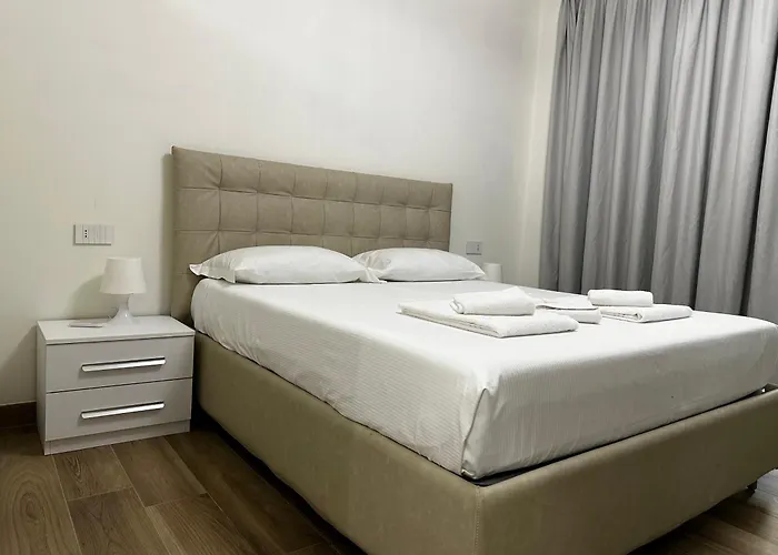 Macchi 61 - Station Daire Milano